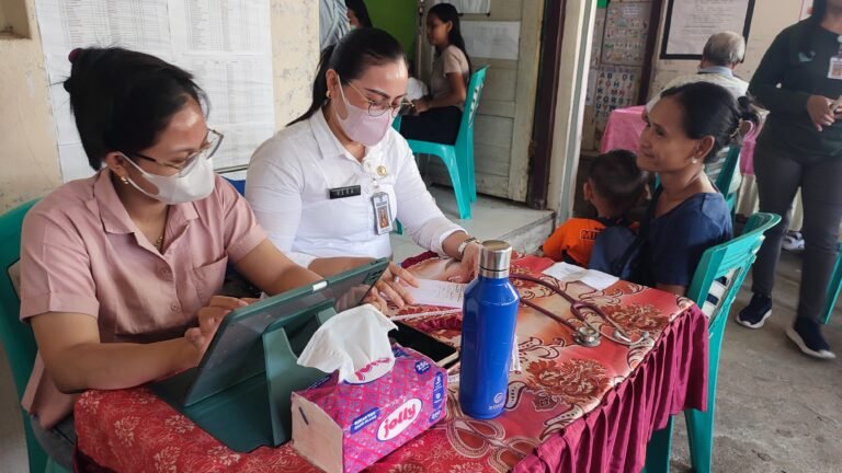 Pemerintah Kampung dan Puskesmas Enemawira Gelar Posyandu Integrasi Layanan Primer